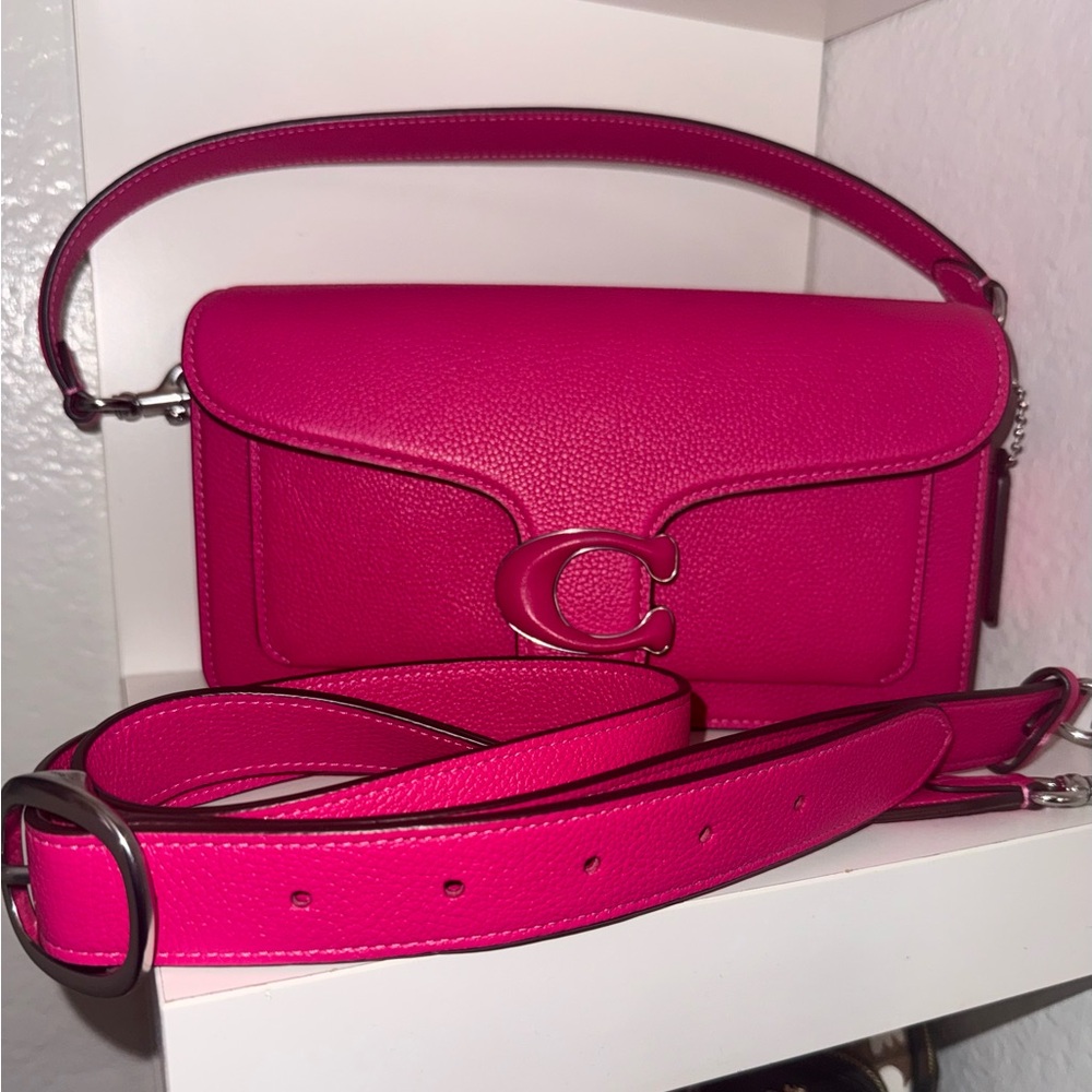 ****SOLD****Coach Tabby 26 Shoulder Bag In Dragonfruit CH735 / Crossbody bag EUC